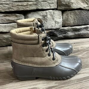 NWOT/Nautica boots/7